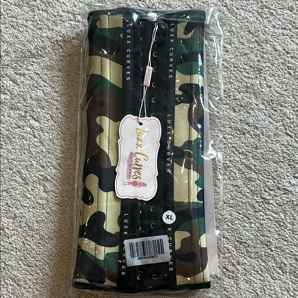 New in Package Luxx Curves Camo Waist Trainer, size XL, long torso - Picture 2 of 4